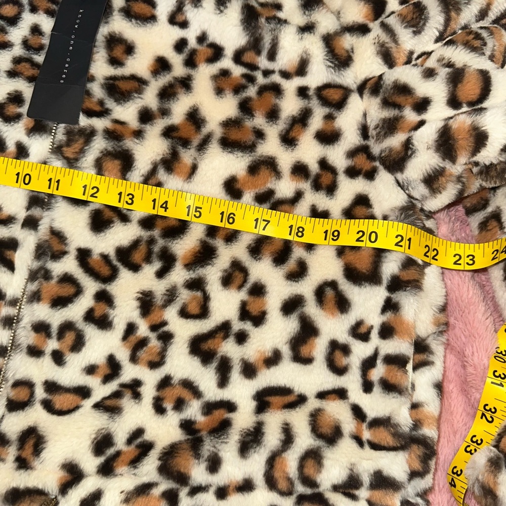 Know one cares NWT Stylish Leopard Print Teddy Jacket - Picture 8 of 11